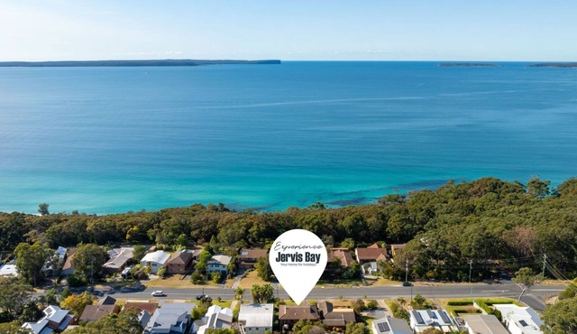 Alva Lee by Experience Jervis Bay