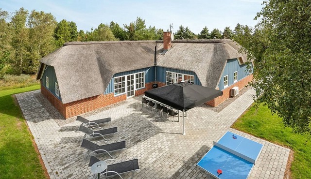 "Alvina" - 3.2km from the sea by Interhome