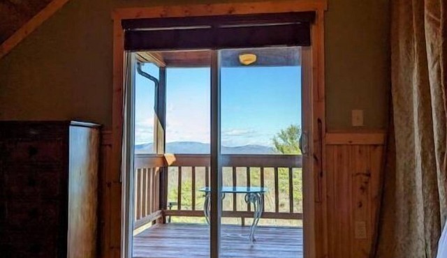 Alwar House: A mountain Paradise 200 RAVEN Road Piney Creek NC.