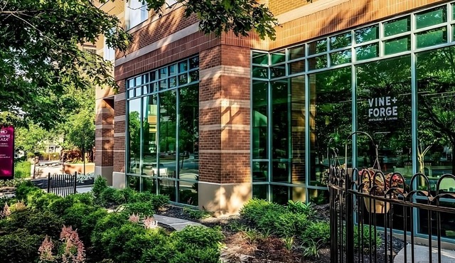 Always a Great Idea To Unwind! Close to Columbus Museum of Art, Pet-Friendly!