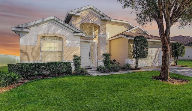 ALWAYS FREE POOL AND SPA HEAT - Disney fireworks from pool/spa, Orange grove