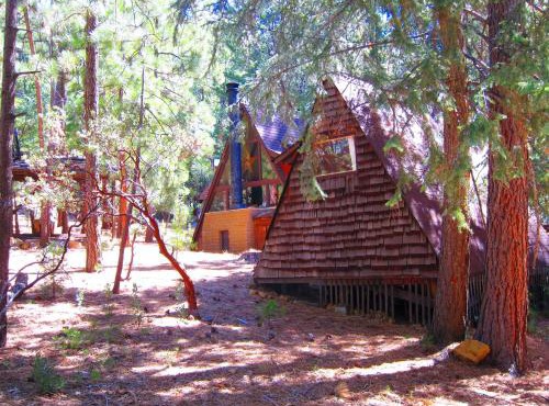Always Inn Idyllwild Vacation Cottages