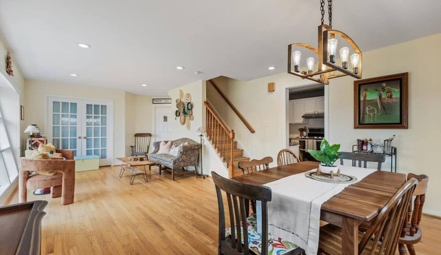 ALX Cape Cod 3-BR Near Old Town & Mount Vernon