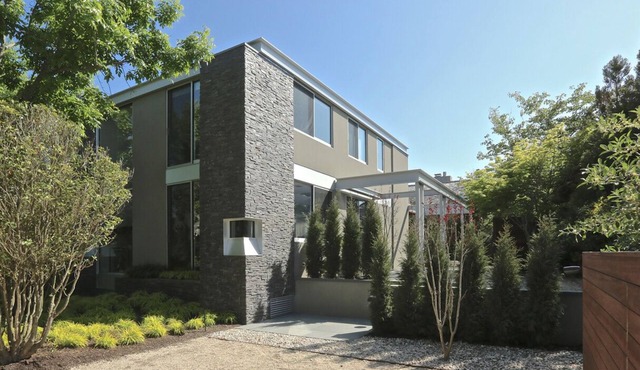 Amagansett Dunes House 200 feet to Ocean Beach