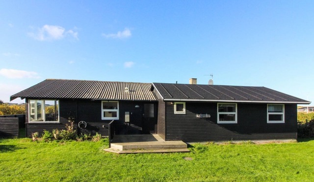 "Amarah" - 325m from the sea by Interhome