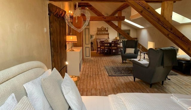 AMARCORD Loft
