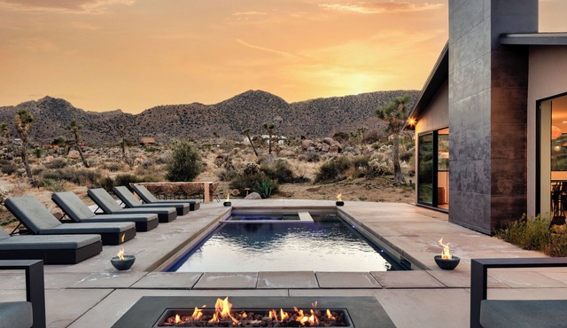 Amaru Muru - Luxury Villa with Pool, Hot Tub, Yoga Room, Firepit and Epic Views!