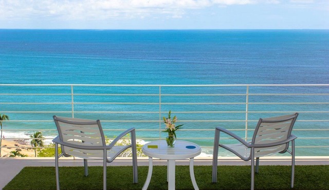 Amazing 1 BR/2Ba with Ocean View in Romantic Zone/Amapas 353