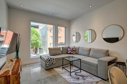 Amazing 1Bedroom Great Location presented by TripMontreal