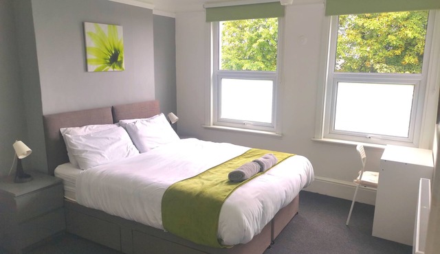 Amazing 2 Bed London Apartment, perfect for business stays or leisure guests