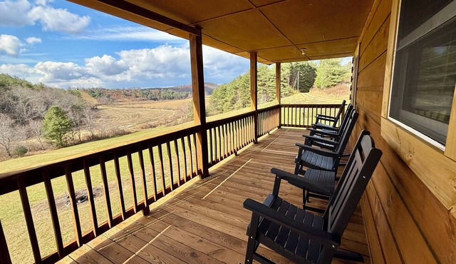 Amazing 2-bedroom cabin near Blue Ridge Parkway