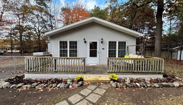 Amazing 2-bedroom house only 0.25 Miles from the beach