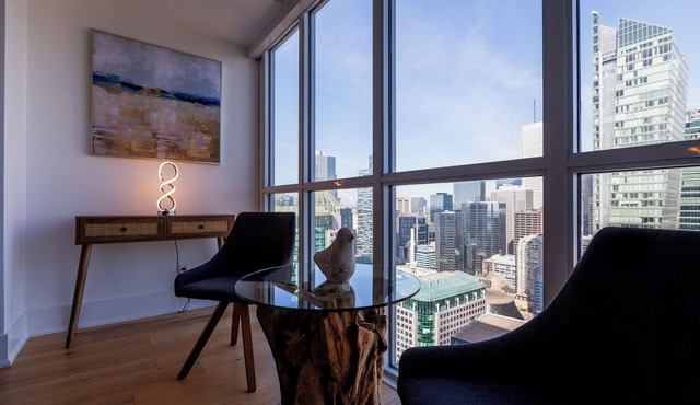 “Amazing 2 Bedrooms Condo” in Downtown TorontonBest location in the downtown!