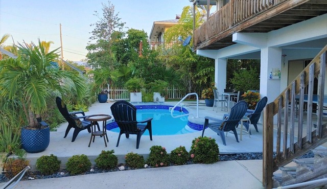 Amazing 2 BR Home in Summerland w/Great Boating Access & Private Heated Pool!