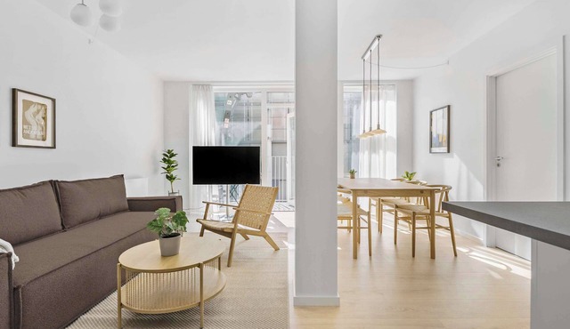 Amazing 2BR w Balcony in the Heart of Aarhus City