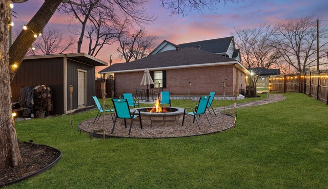 Amazing 3 Bdr Retreat in Oak Cliff/Bishop Arts!