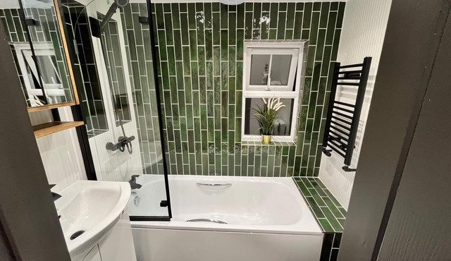 Amazing 3 bed Apartment - Sleeps up to 8