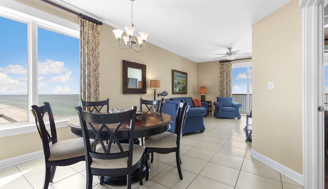 Amazing 3 bed 2 bath unit on 14th floor Grand Panama Resort