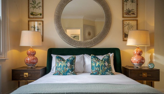 Amazing 3 bedroom house in the heart of Belgravia with a Terrace and AC. Perfect for a London experience