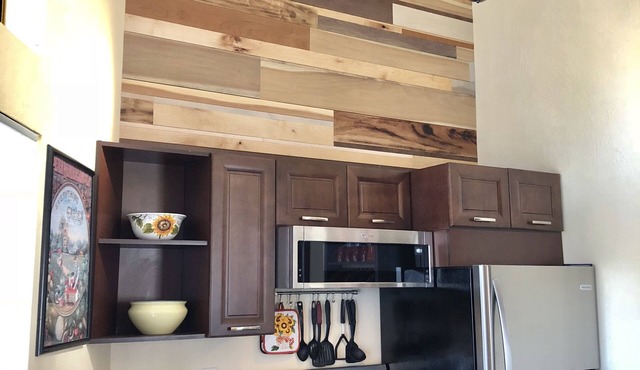 Amazing 3 Bedroom, practically on the slopes Newly renovated w/Brand new kitchen