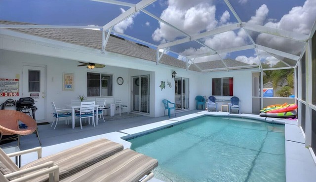 Amazing 4-Bed Pool Home w/2 Masters, in quiet community. Near Disney