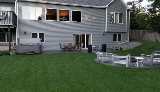 Amazing 4-BR House Near 3M Open and NSC for USA Cup