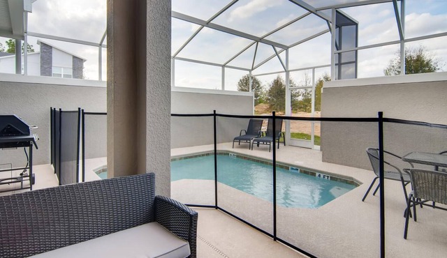 Amazing 5 Bed Villa with Private Pool and Spa up to 12 Guests - 8999 CC