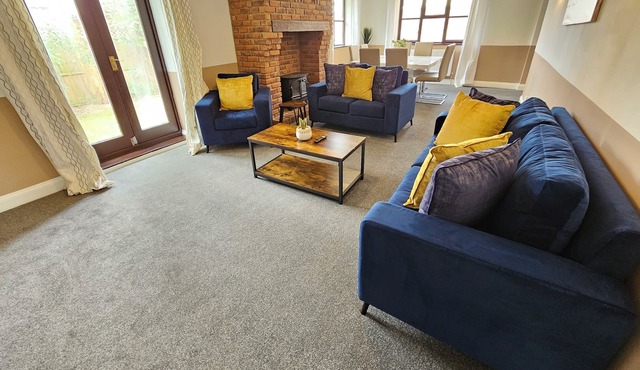 Amazing 6 Bedroom, Langdon Hills, Ss16