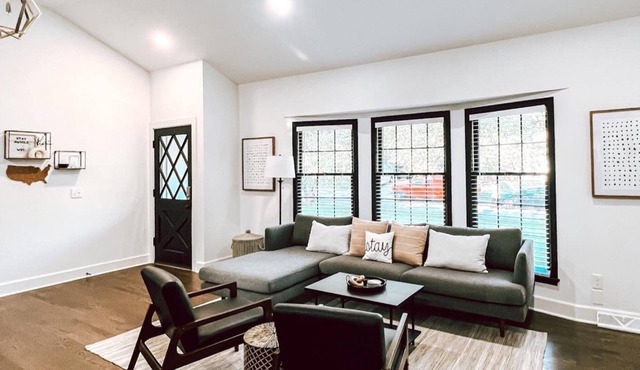 Amazing and Spacious Home in Desired Location!