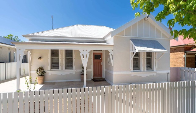 Amazing Anson - Freshly Renovated 4 Bedroom Home