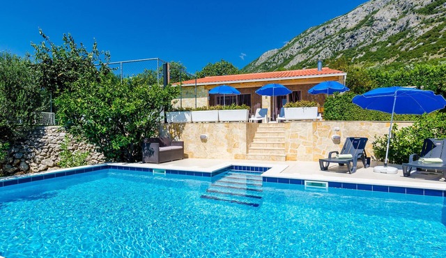 Amazing apartment in Dubravka with sauna