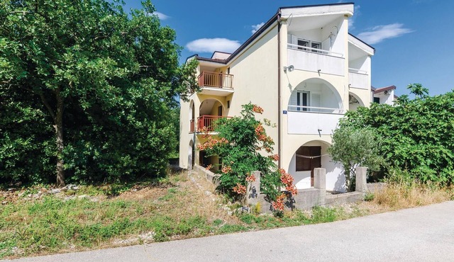 Amazing apartment in Hodilje