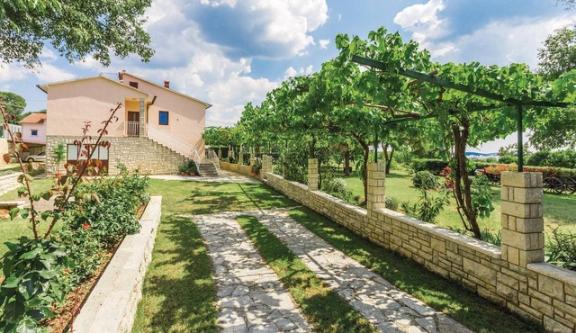 Amazing apartment in Kanfanar with WiFi
