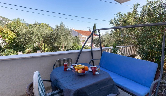 Amazing apartment in Kleke with WiFi