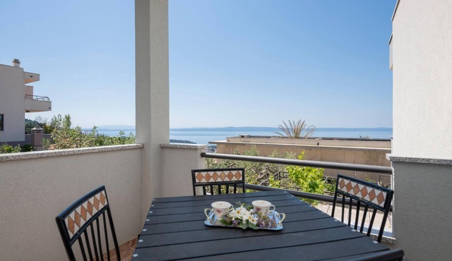 Amazing apartment in Makarska with WiFi