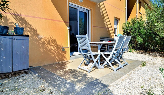 Amazing apartment in Orange with WiFi