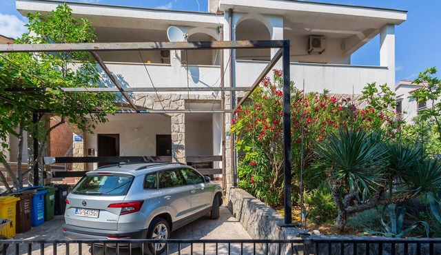 Amazing apartment in Pinezici with WiFi