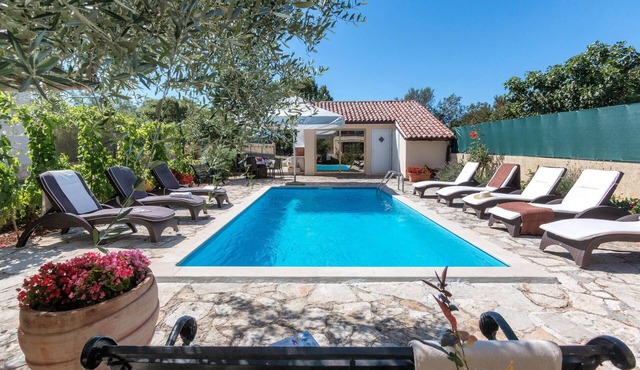 Amazing apartment in Pula