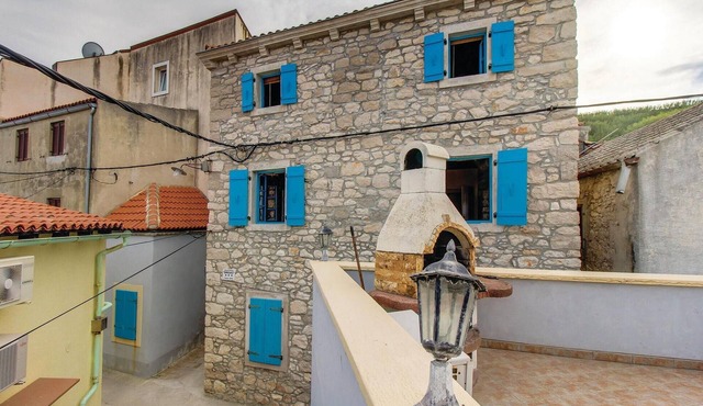 Amazing apartment in Susak with WiFi
