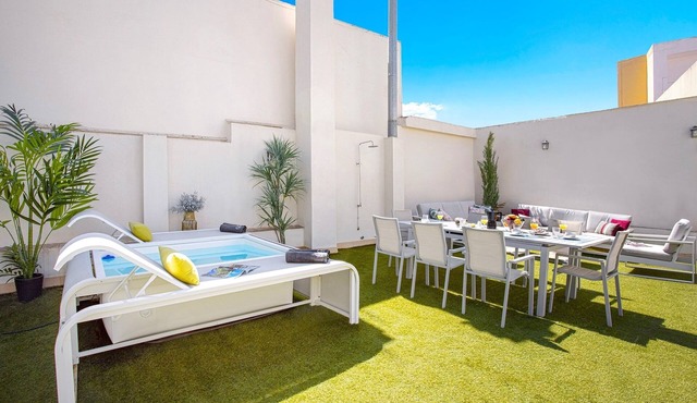 Amazing apartment with terrace in Santa Cruz. Abades Terrace III