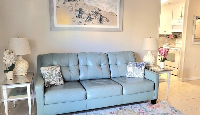 Amazing Beach Paradise Condo w Private Patio and Close to All Resort Amenities