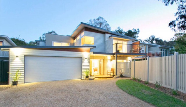 Amazing Comfy Getaway Close to Everything! Pet Friendly :) nWalk to Woolworths