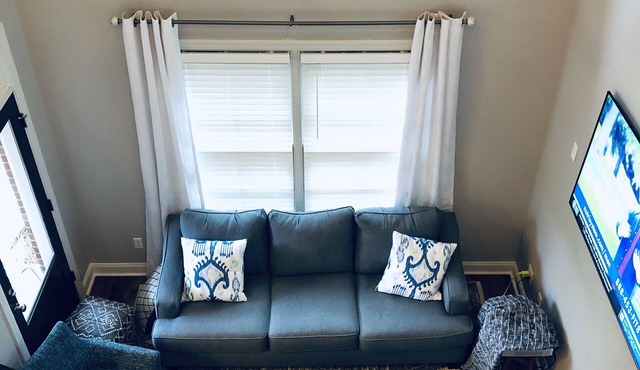 Amazing condo located one block from the square & walking distance to The Grove