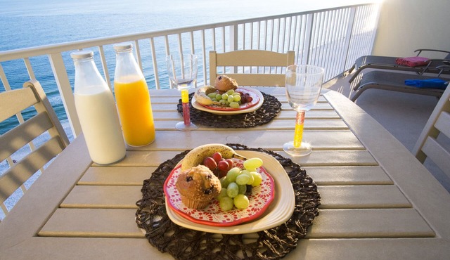 Amazing condo with DIRECT View! Great rates! Check us out!