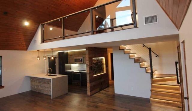 Amazing Cottage in Pittsburg!