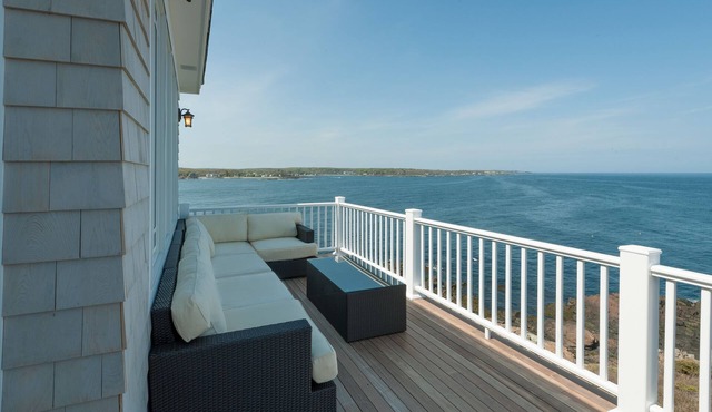 Amazing Direct Ocean Views, York's BEST Just Minutes To Short Sands Beach