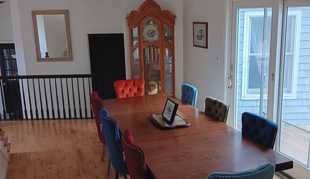 Amazing estate 1.3 miles from Ogunquit Beach 7 bedrooms 3 1/2 baths Remodeled.n