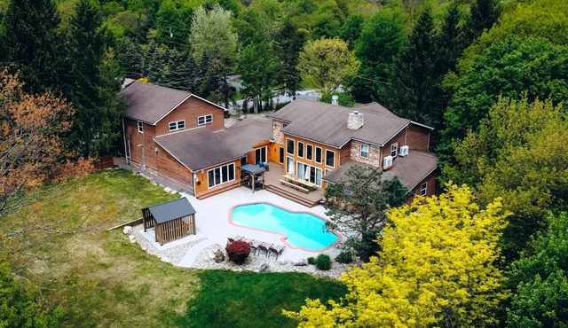 Amazing Estate in heart of Poconos with Private Heated Pool and Hot Tub