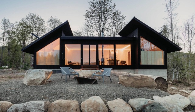 Amazing Falls Cabin - The Refuge at Kulshan