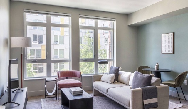 Amazing First Hill Jr 1BR w/Roof Lounge & Bike Storage, by Blueground